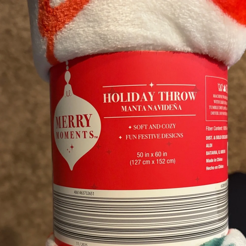 Festive Red and Green Bow and Tree Blanket - Picture 2 of 5